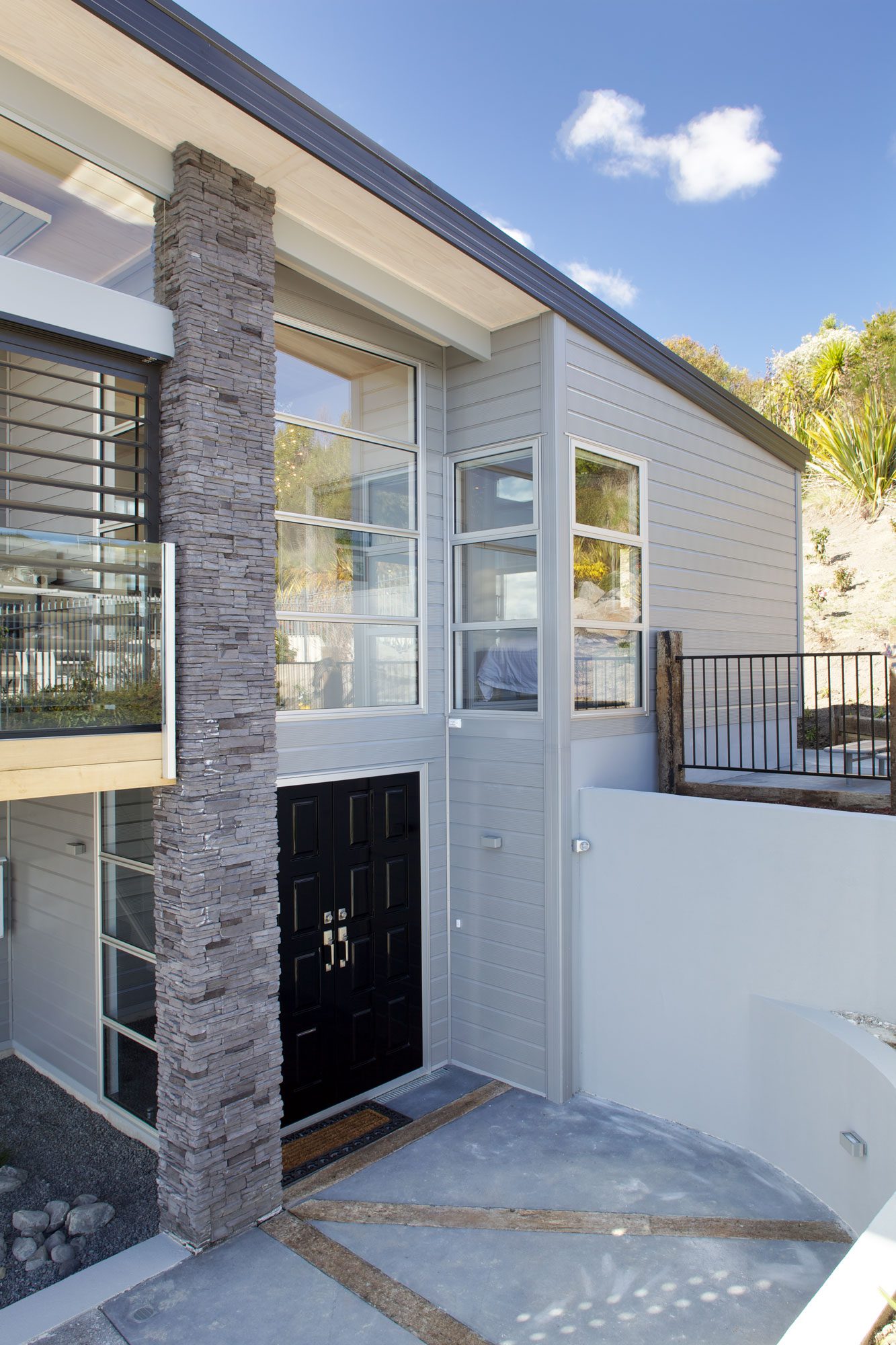 Aluminium and stone exterior