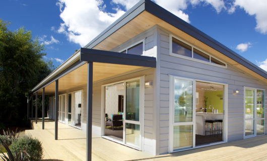 Te Rakau side view