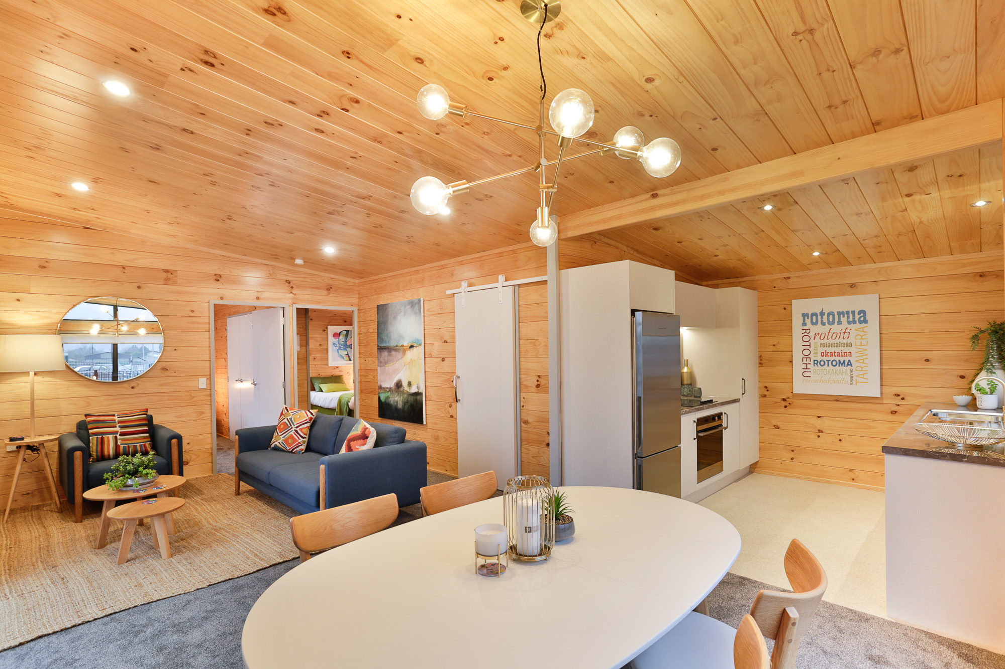 Natural clear interior Lakeview 3