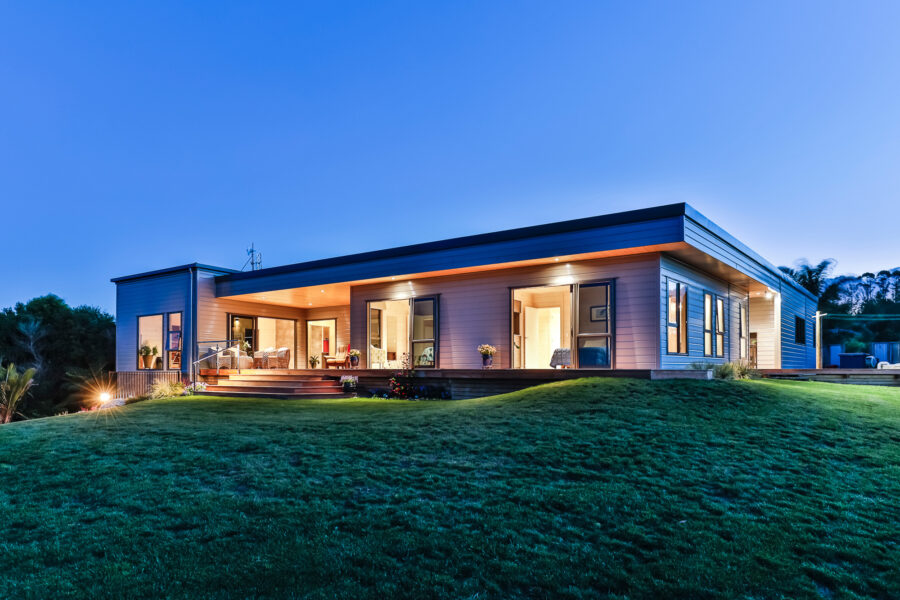 rural lifestyle with views Lockwood Home