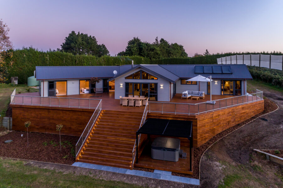 Great Lockwood outdoor deck area