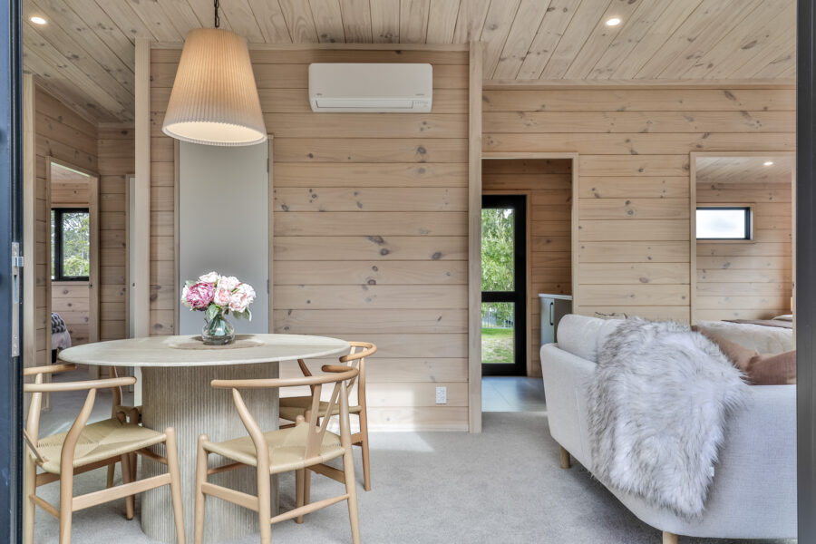 Ember Show Home image 3